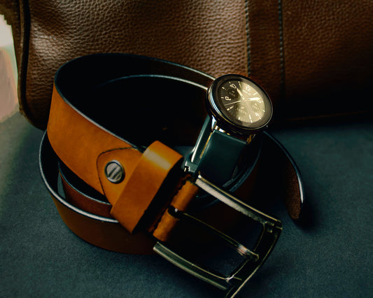 How to recognize a leather belt